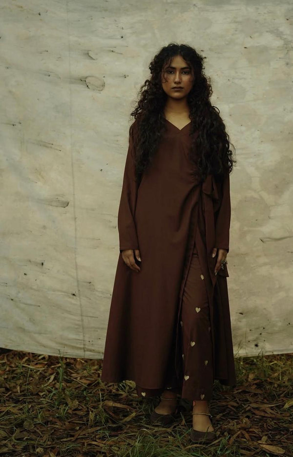 Olive Green Kurta Shalwar Set – Minimal Elegant Women’s Outfit