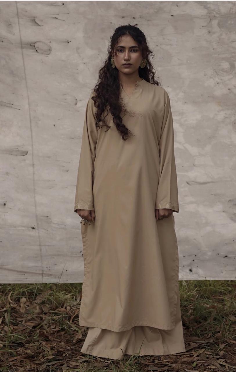 Olive Green Kurta Shalwar Set – Minimal Elegant Women’s Outfit